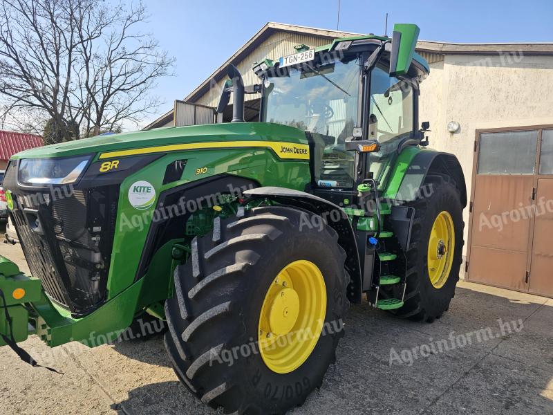 John Deere 8R 310 traktor eladó! ITLS