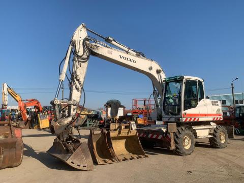 Volvo EW160C gumikerekes kotró