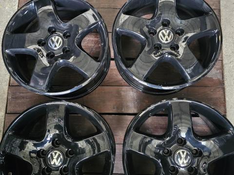5x120 7x17 ET55 Volkswagen T5/T6 gyári, újra színterezett alufelni akció 5x120 7x17 ET55 Volkswagen T5/T6 gyári, újra színterezett alufelni akció