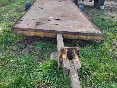 Claas vágóasztal szállító kocsi Claas vágóasztal szállító kocsi