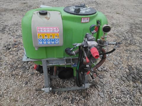 Unigreen 200literes ventilátoros permetező Unigreen 200literes ventilátoros permetező