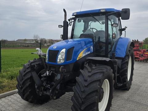 New Holland T6070RC készleten New Holland T6070RC készleten