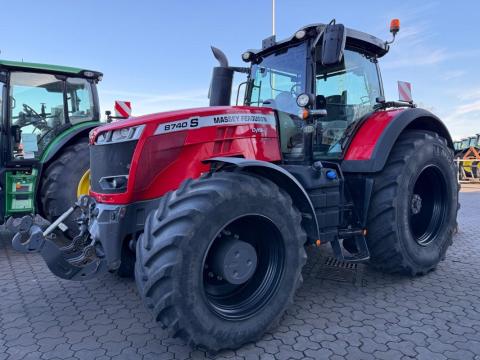 Massey Ferguson 8740S Dyna VT Massey Ferguson 8740S Dyna VT