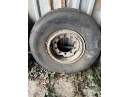 365 80 R20 4 db gumi felnivel+ 1 db felni