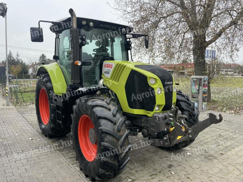 Claas Arion 550
