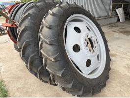 Belarus MTZ traktorokra hátsó sorművelő kerék 12.4R38