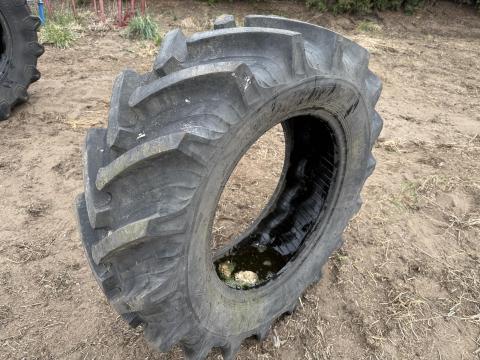Belarus MTZ 360/70R24 Taurus POINT 70 traktor gumi gumiabroncs