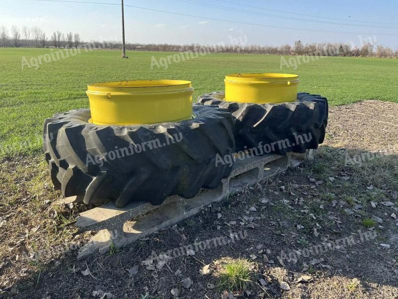 John Deere hátsó dupla kerékszett 580/70R38