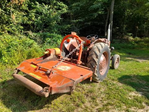 Humus szárzúzó eladó – 160 cm munkaszélességű, szezonra felkészítve