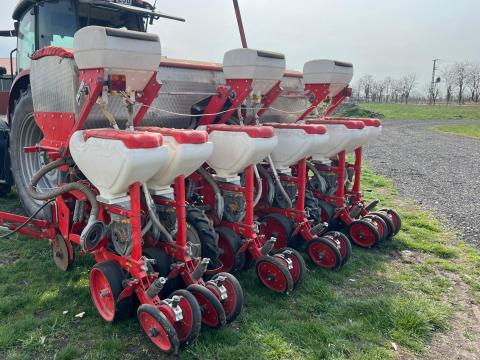 6 soros Özduman HVMD szemenkénti vetőgép