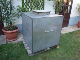 2 db saválló élelmiszeripari rozsdamentes acél tartály 800 l-es eladó