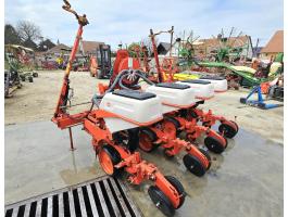 Kuhn Maxima2 4RG szemenkénti vetőgép