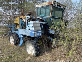 Braud (New Holland) 2720 szőlőkombájn