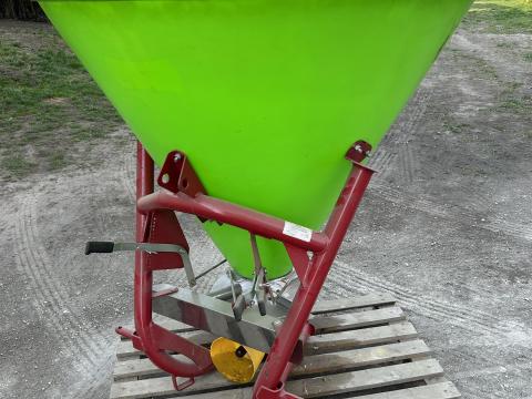 Műtrágyaszóró Műtrágyaszóró