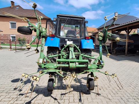 Eladó Krone KW 4.45/4 rendterítő Eladó Krone KW 4.45/4 rendterítő