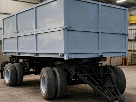 Eladó BSS 16T pótkocsi Eladó BSS 16T pótkocsi