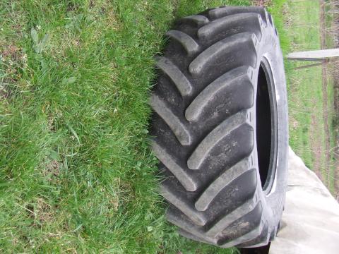 540/65R30 Alliance Agri Star használt gumik eladók