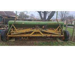 Gabonavető gép Amazone RPD 401