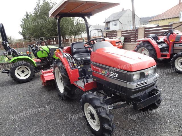 Mitsubishi MTZ23 japán kistraktor talajmaróval