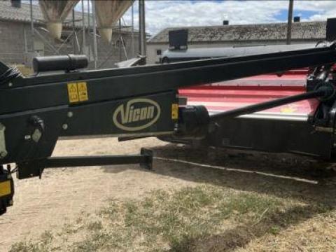 Vicon Extra 932T eladó – 3,2 m széles, kiváló állapotú vontatott fűkasza Vicon Extra 932T eladó – 3,2 m széles, kiváló állapotú vontatott fűkasza