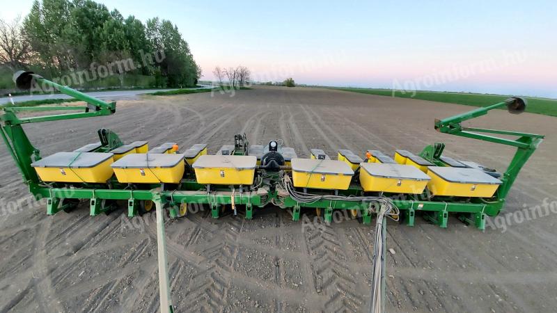 John Deere 1770 vetőgép eladó