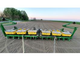 John Deere 1770 vetőgép eladó