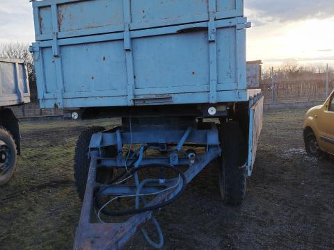 Billenős pótkocsi 6,5 t