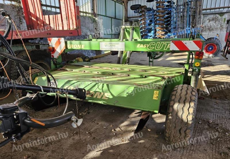 Krone EasyCut 3200CV vontatott fűkasza eladó