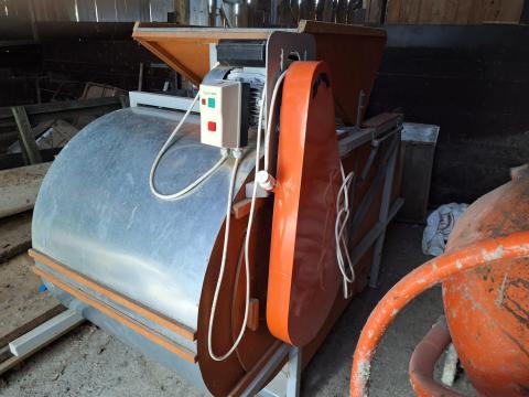 KR-UNI Gabonatisztító gép