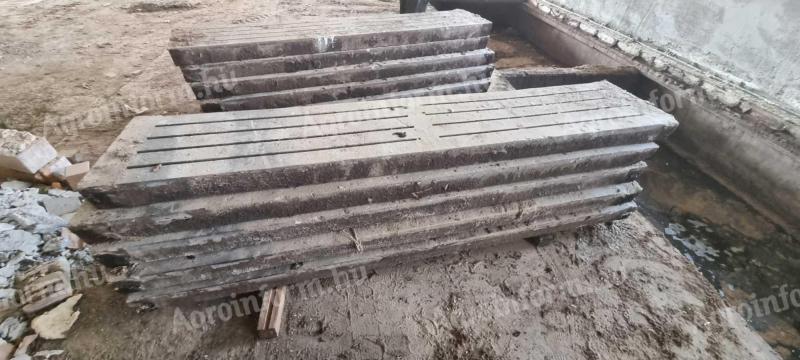 Beton taposó rács