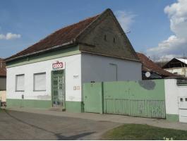 Császártöltésen üzlet/raktár kiadó