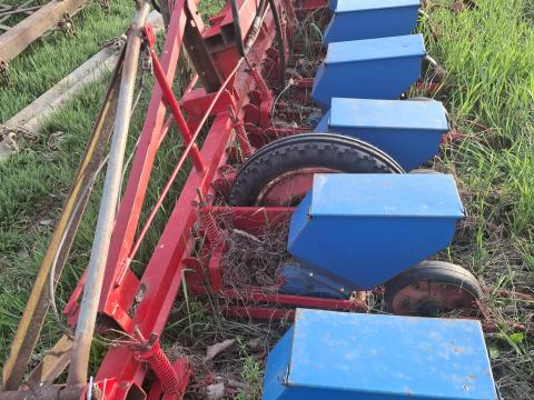 Rau típusú szemenkénti aprómag vetőgép Rau típusú szemenkénti aprómag vetőgép