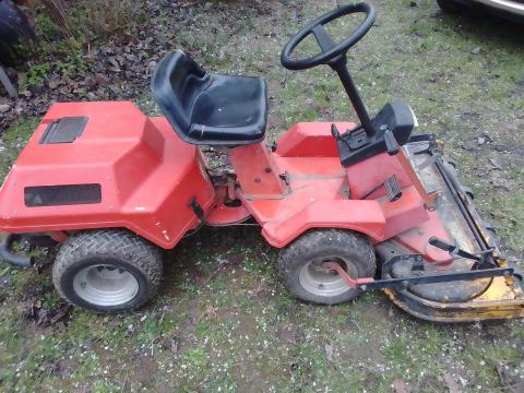 Fűnyíró kistraktor eladó