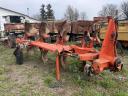 Kuhn M151 négyfejes váltva forgató eke eladó