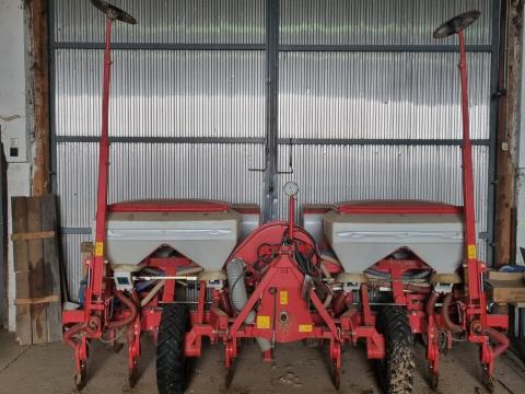 Kverneland Optima HD vetőgép eladó Kverneland Optima HD vetőgép eladó