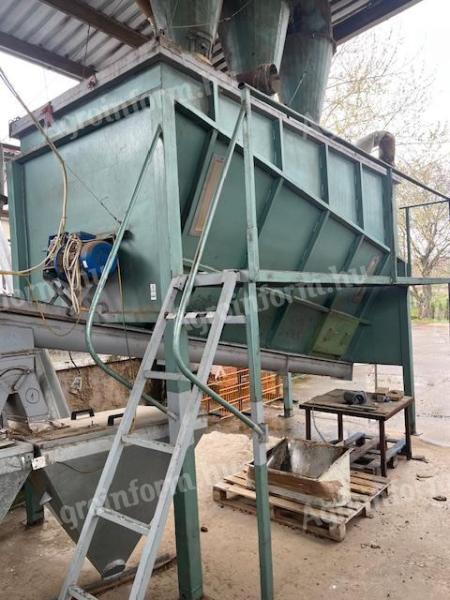 Terménytároló siló kihordó csigával