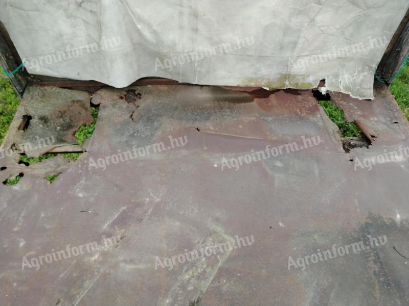 Panav bálaszállító pótkocsi eladó