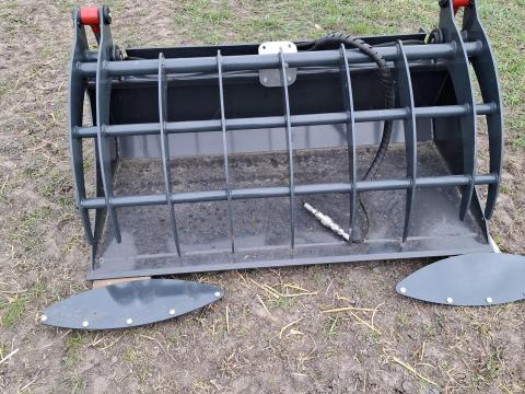 Pelikán multikanál,  trágyakanál