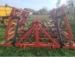 Magágykészítő kombinátor, kompaktor