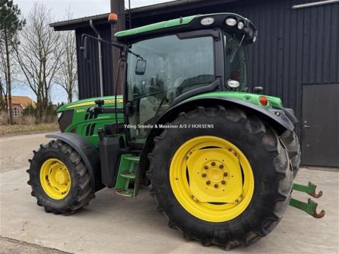 John Deere 6125R traktor – 10 000 üzemórával, jó állapotban