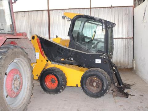 JCB Robot 225 csúszókormányzásos rakodógép