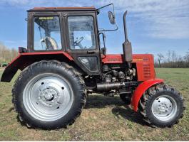 Mtz 820 traktor 4 vadonatúj gumi