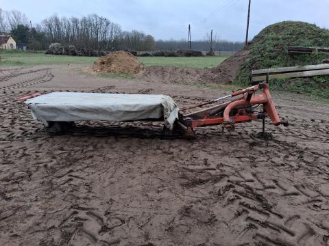 Kuhn gmd 66 tip 240 cm munkaszéleségű tárcsás diszkes kasza fűkasza