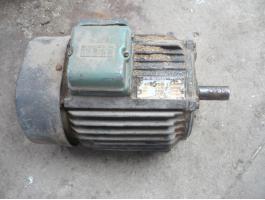 Eladó 2,2 kW villanymotor