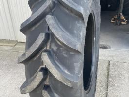460/85R34 Vredestein Traxion 147 A8 18,4R34 18,4-34 gumiabroncs