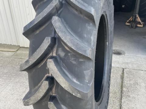 460/85R34 Vredestein Traxion 147 A8 18,4R34 18,4-34 gumiabroncs