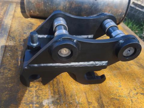 Földmunka gèp szerelék gyártás javítás Földmunka gèp szerelék gyártás javítás