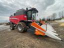 Massey Ferguson 7370 kombájn hevederes gabonaasztallal,  szállító kocsival
