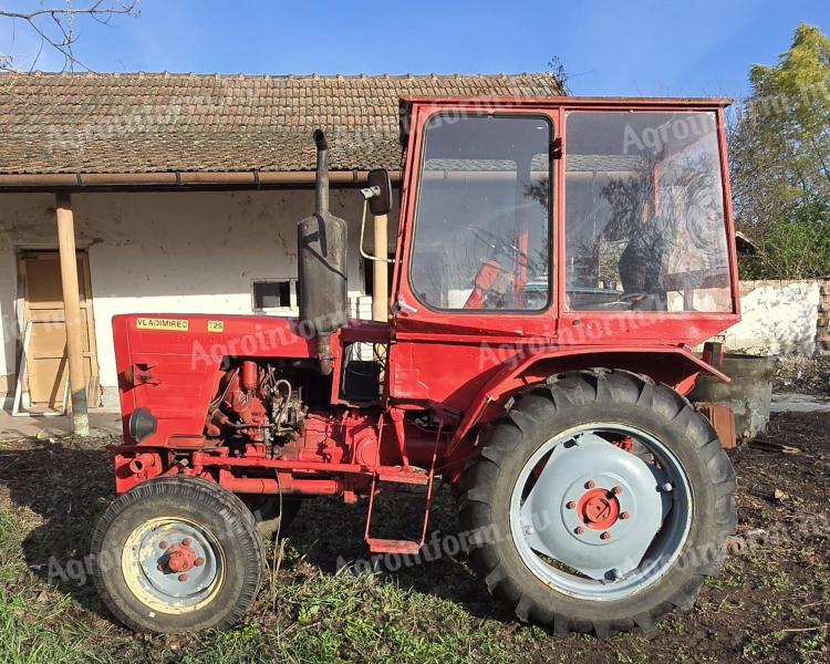 Vlagyimirec T25 Papíros Traktor Olcsón