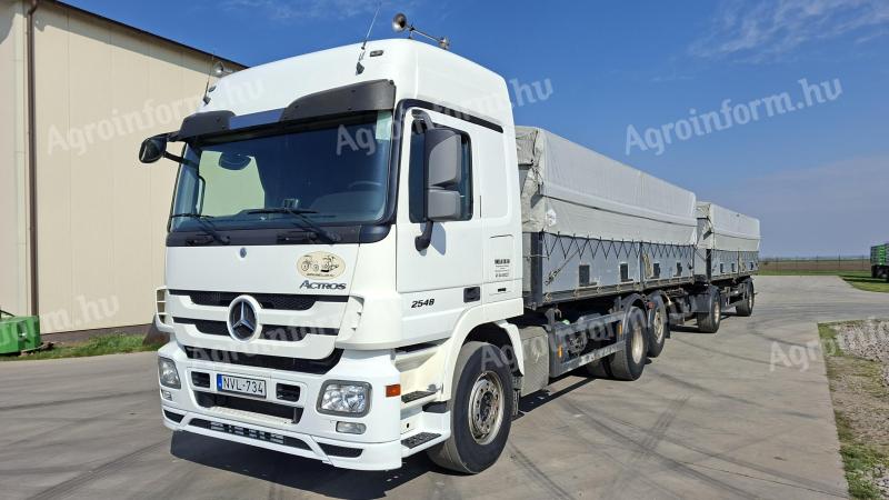 Mercedes-Benz Actros 2550 szerelvény pótkocsival